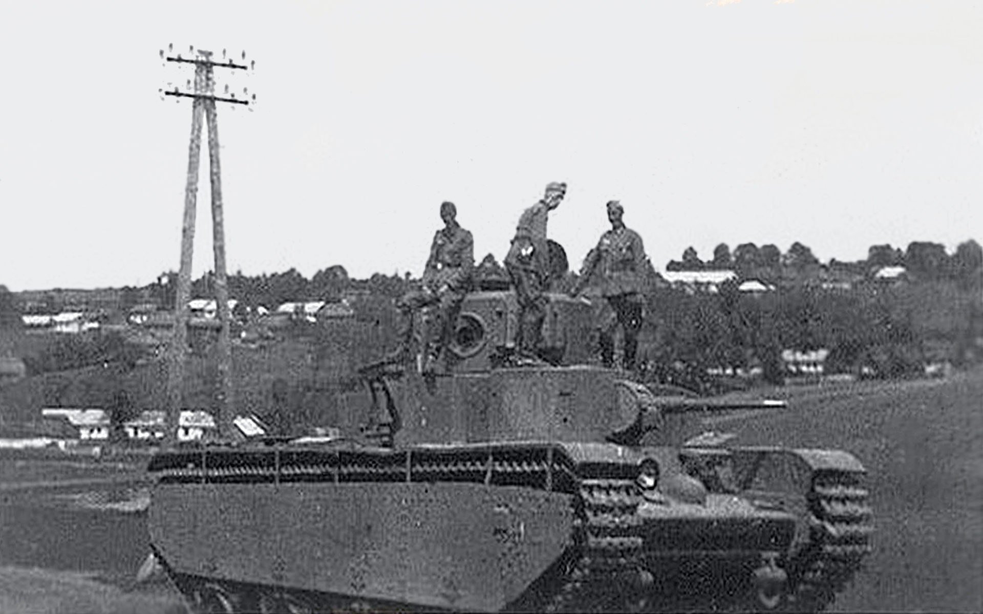Танковая 35