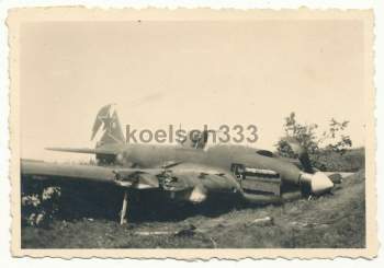 russisches Iljuschin Il-2 Flugzeug Wrack gepanzertes Schlachtflugzeug.jpg