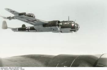 Bundesarchiv_Bild_101I-343-0679-14A,_Belgien-Frankreich,_Flugzeug_Dornier_Do_17_Z_Recolored.jpg